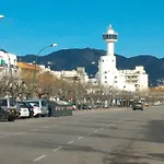Centre
