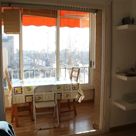 Centre Apartment *